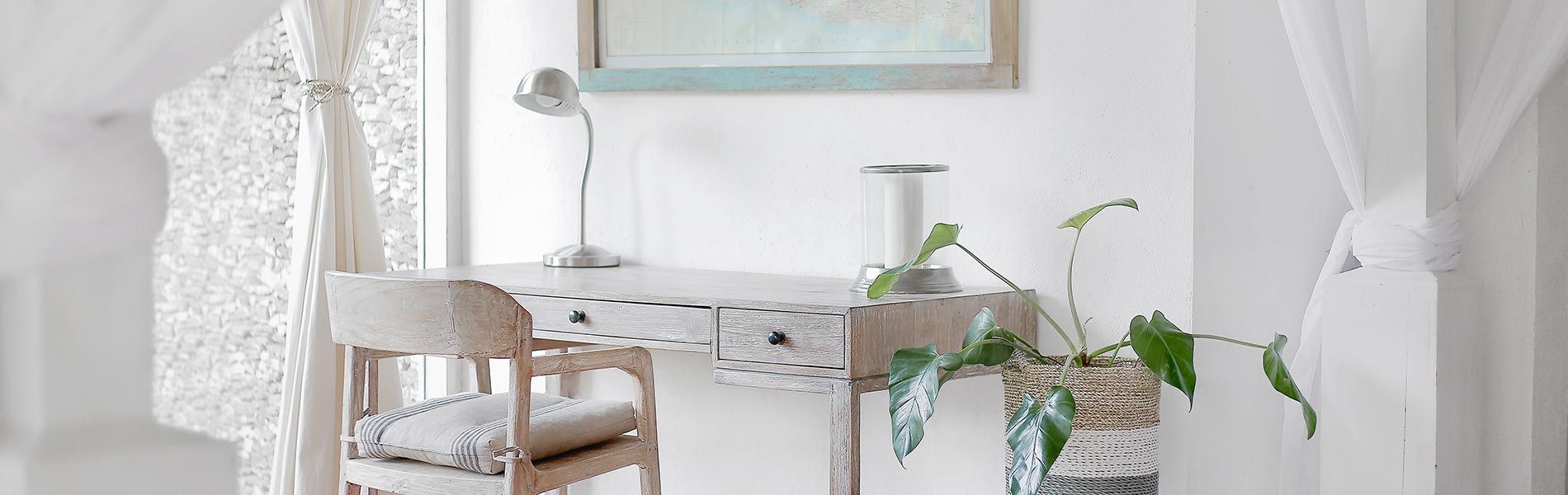 bedroom desk space